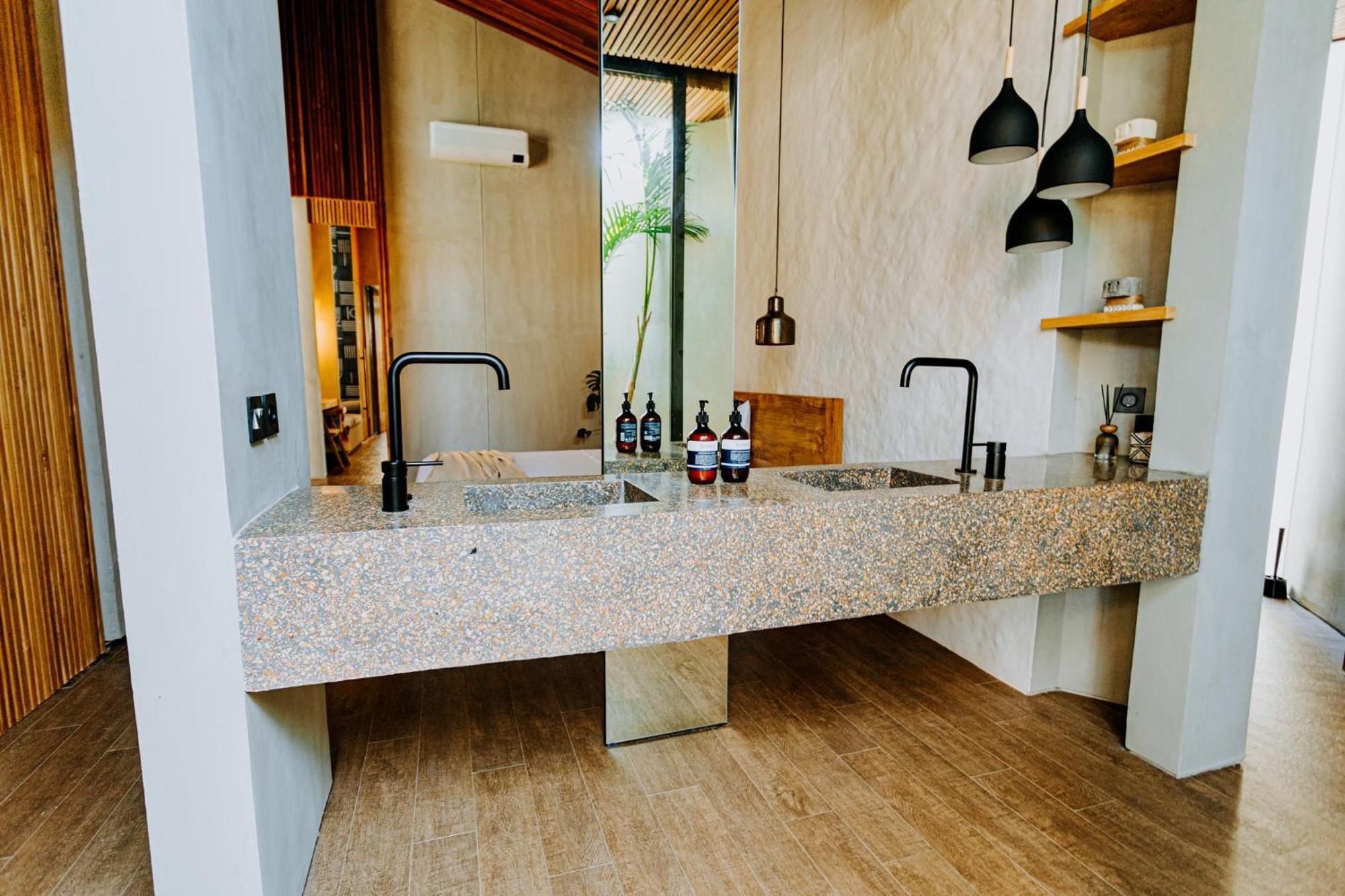 Villa Feh Bali By House Of Winds - Neo Tropical Eden Near Canggu Kerobokan Exterior foto