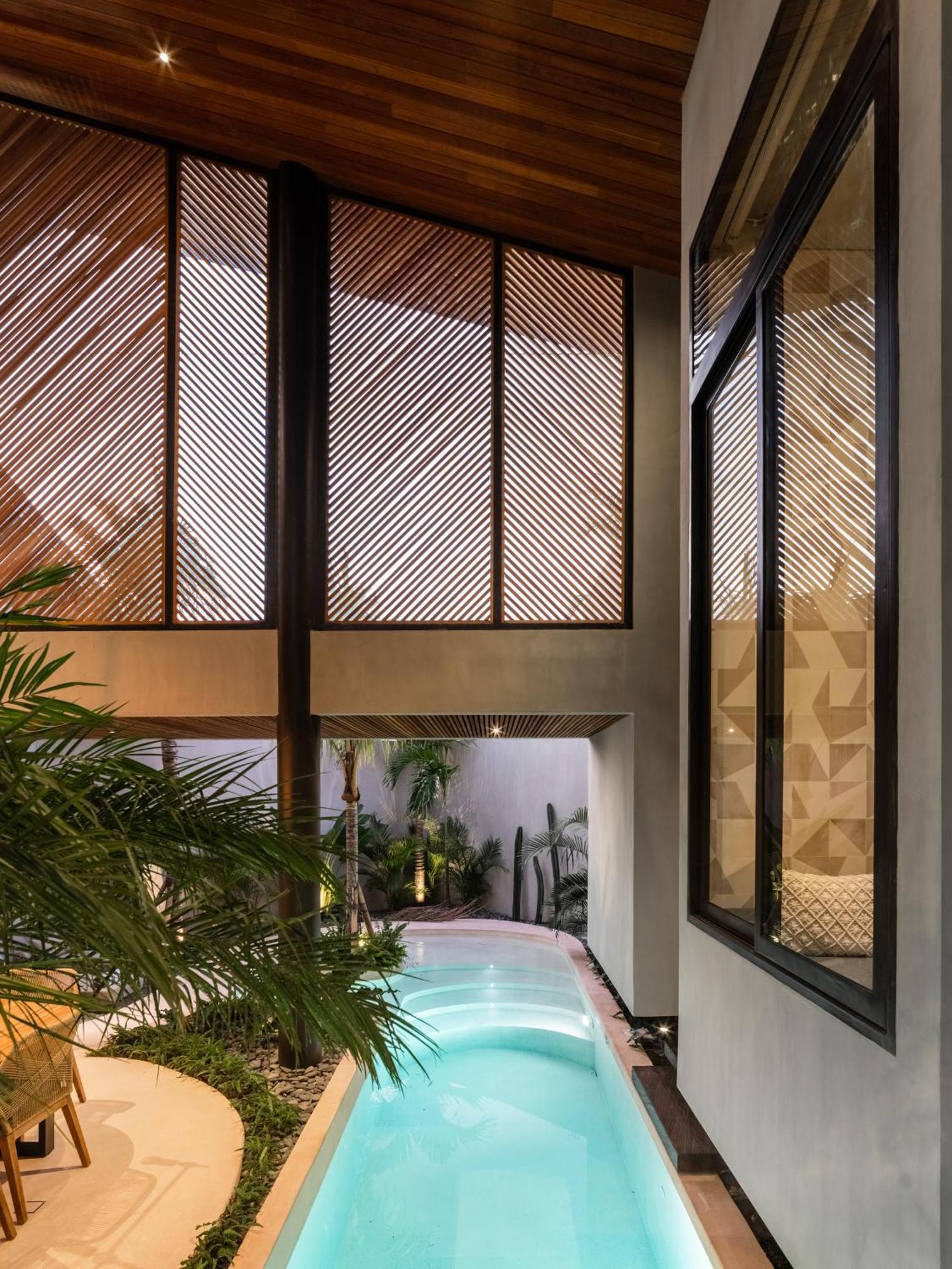 Villa Feh Bali By House Of Winds - Neo Tropical Eden Near Canggu Kerobokan Exterior foto